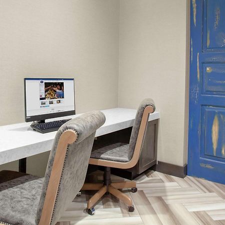 Home2 Suites By Hilton San Antonio On The Riverwalk Экстерьер фото